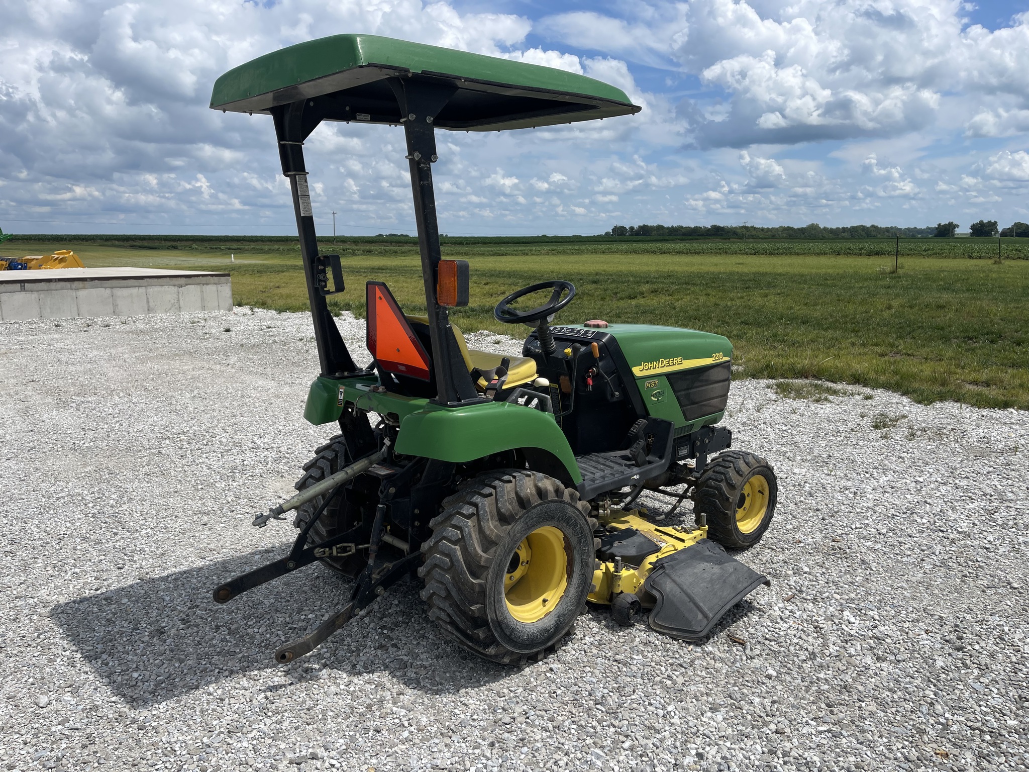  2005 John Deere 2210 at Heritage Tractor in Macomb, IL