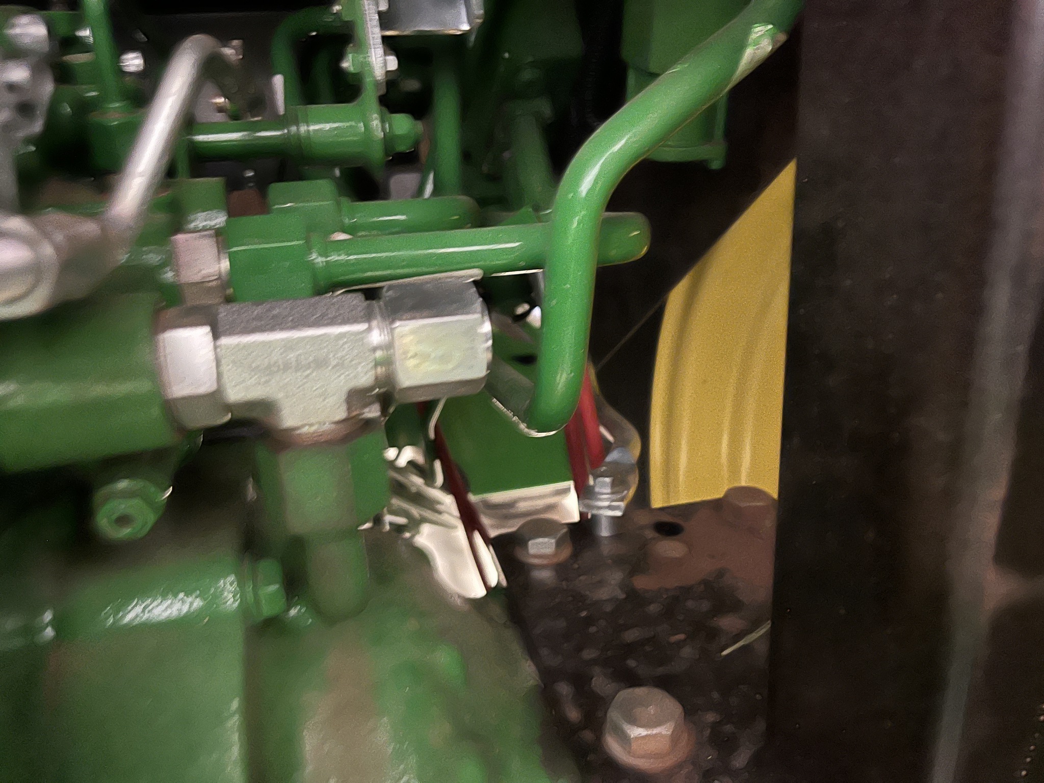 2023 John Deere 4066R Image 33