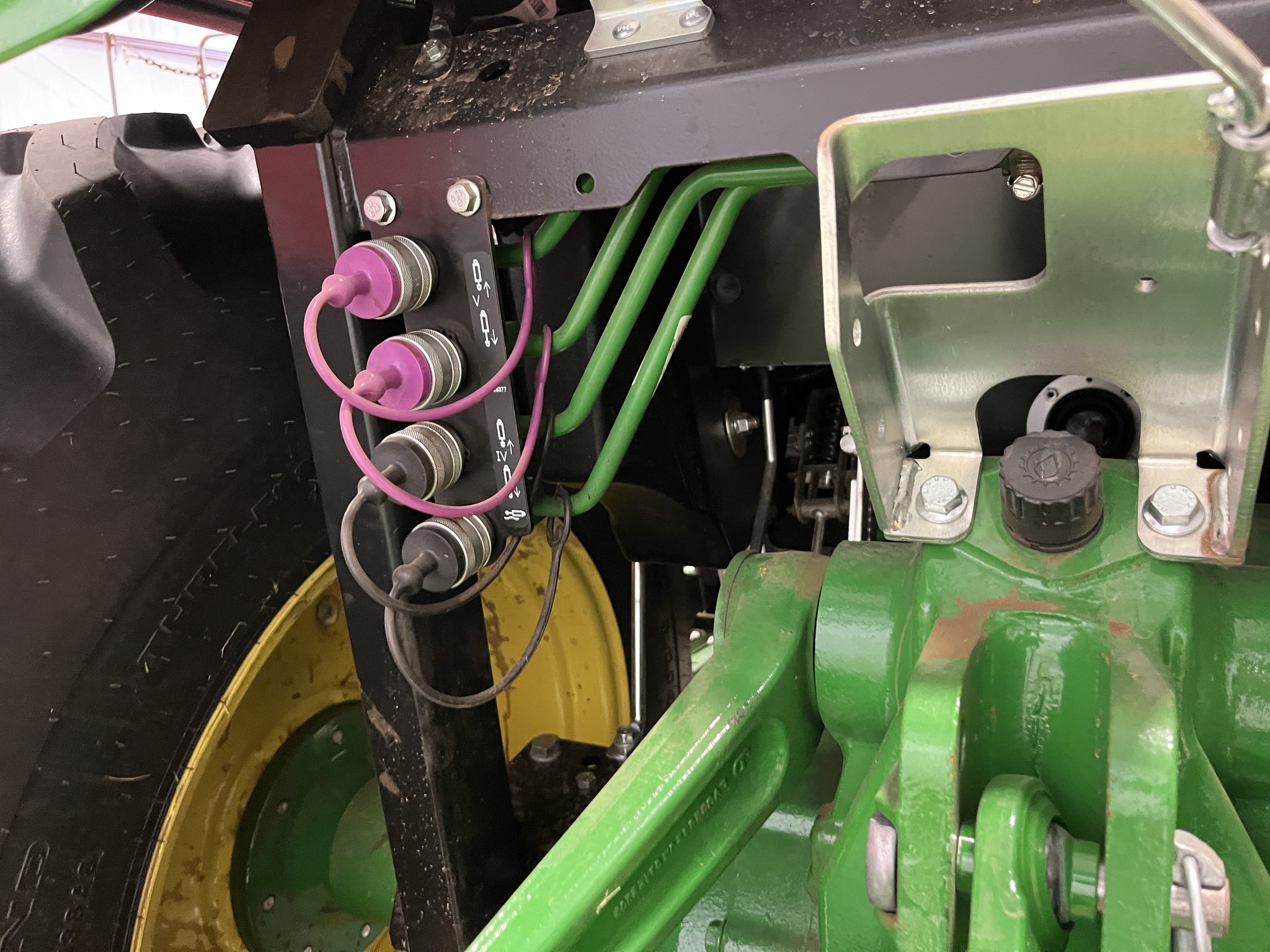 2023 John Deere 4066R Image 32