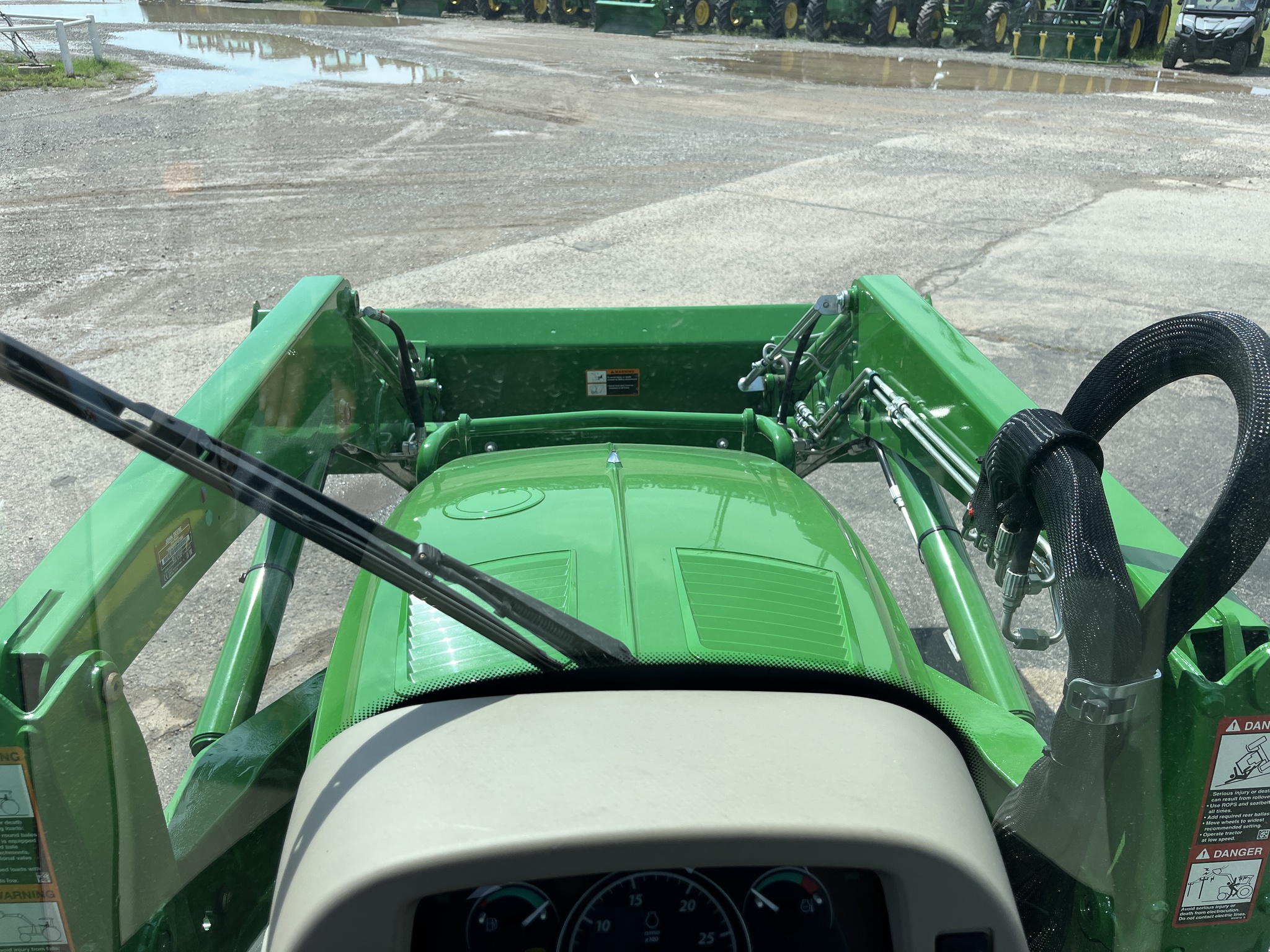 2023 John Deere 4066R Image 13