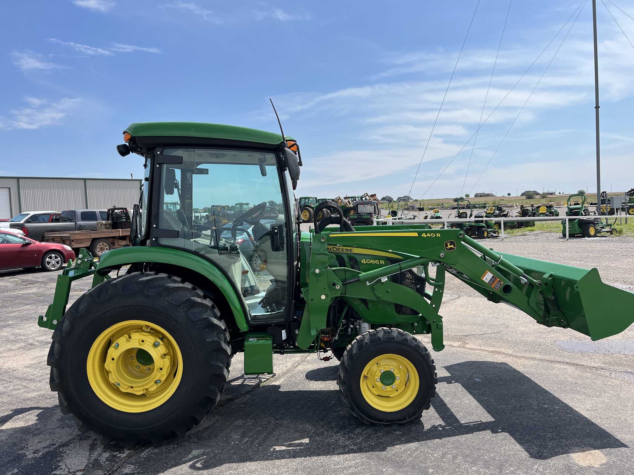 2023 John Deere 4066R Image 6
