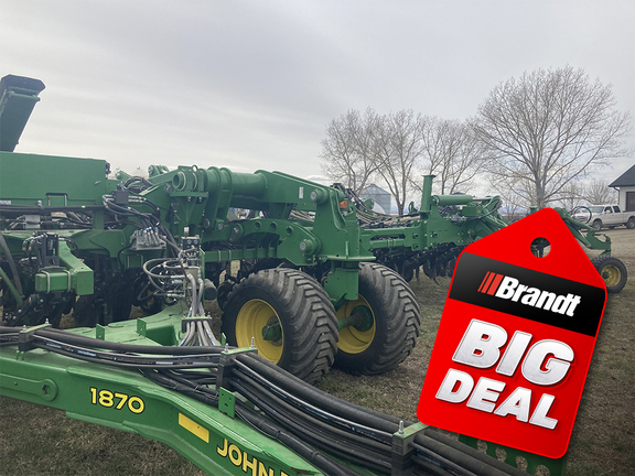 Photo of a 2016 John Deere 1870