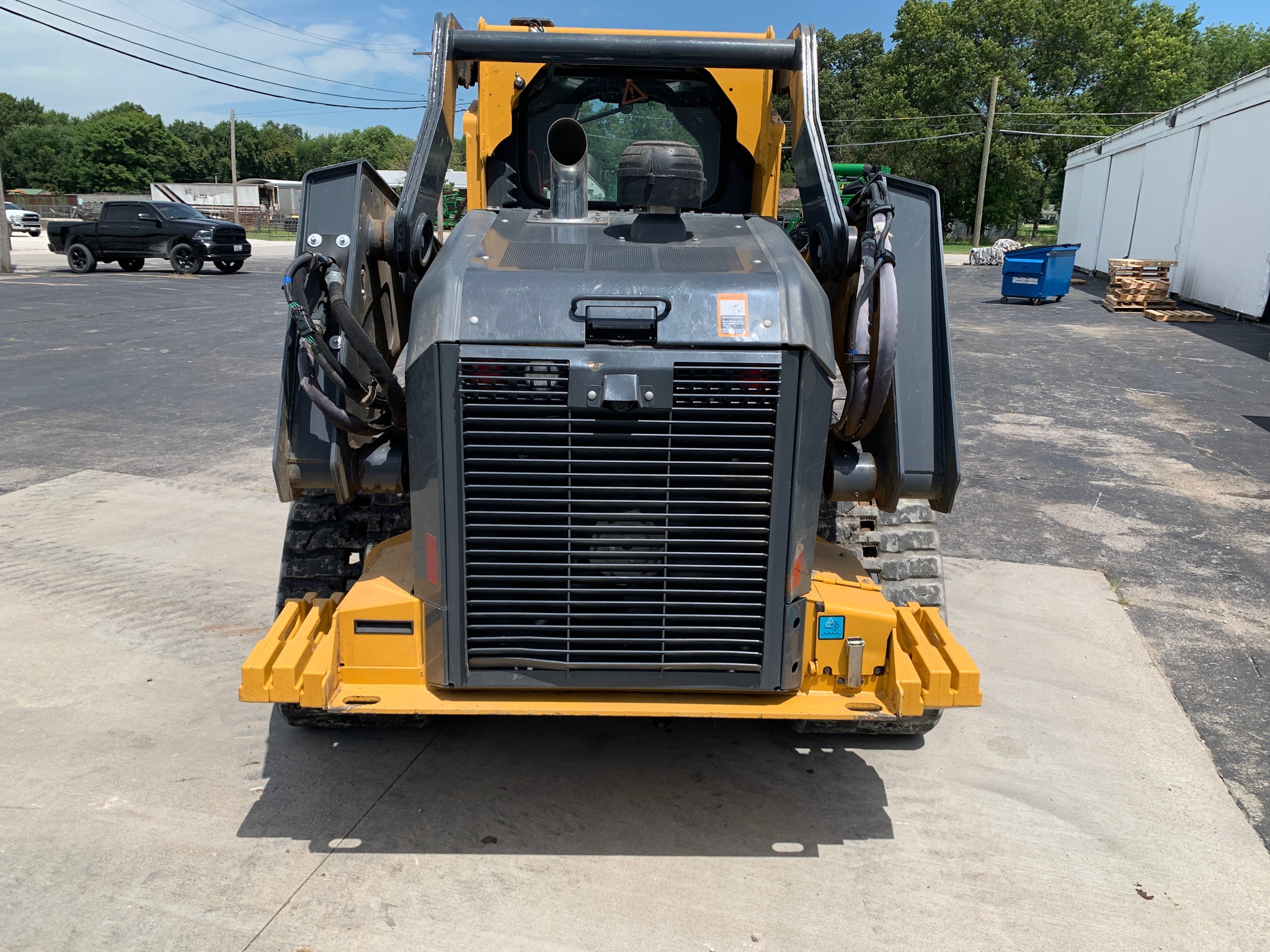  2023 John Deere 333G at Heritage Tractor in Lamar, MO
