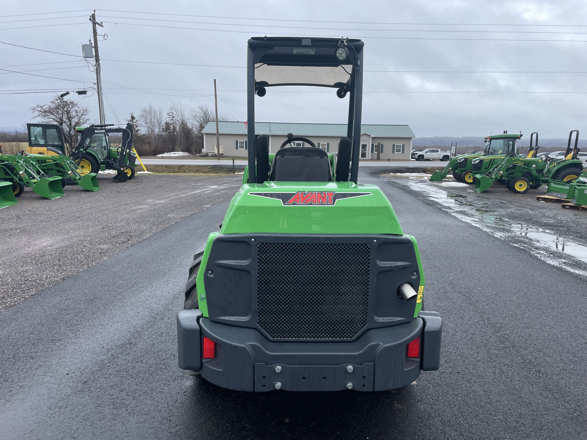 2022 Avant M860 Image 4