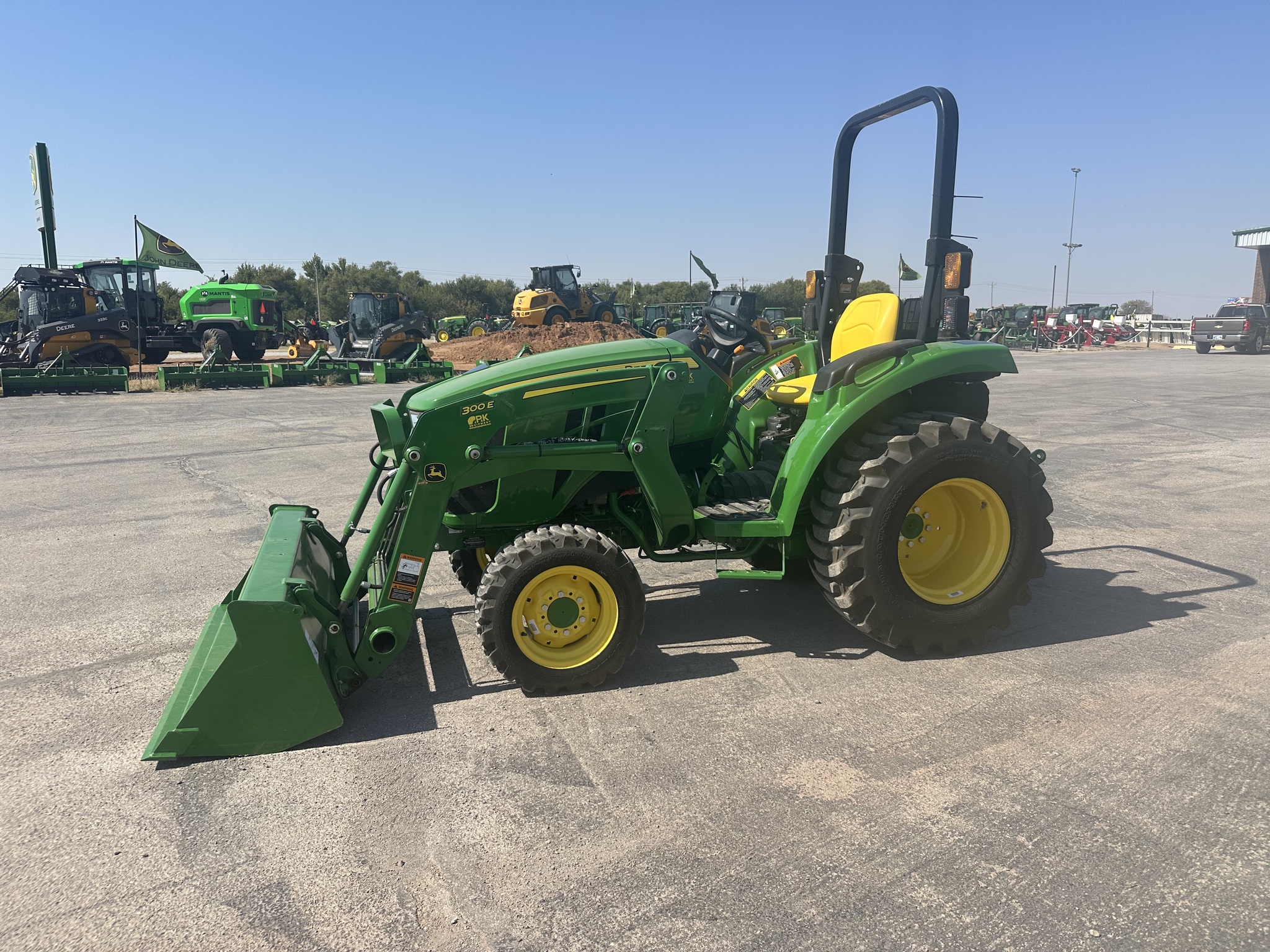2022 John Deere 3025D Image 1