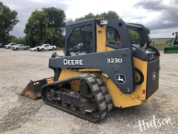 Photo of 2012 John Deere 323D