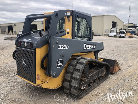 Photo of 2012 John Deere 323D