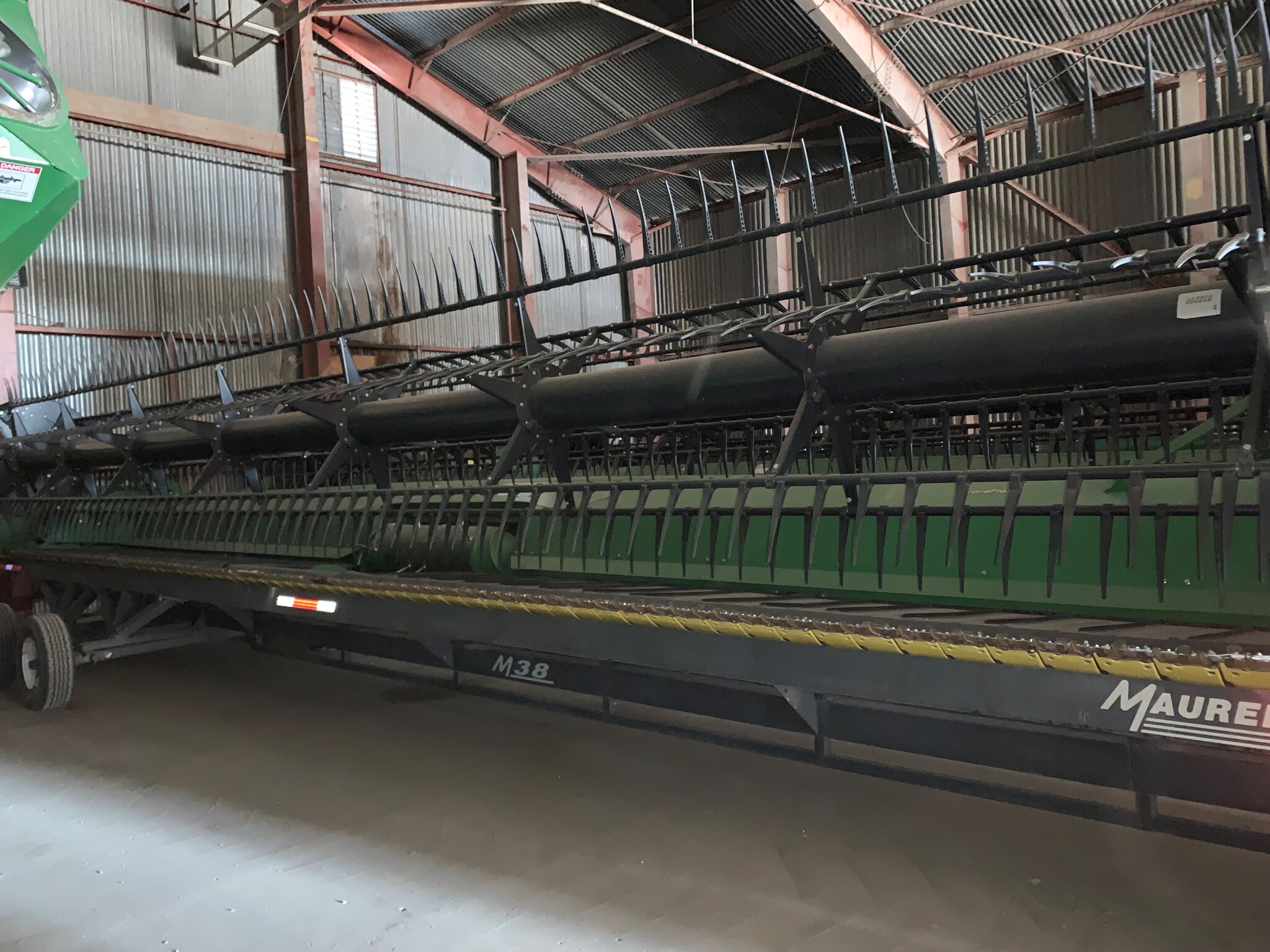 2020 John Deere 735FD Image 1
