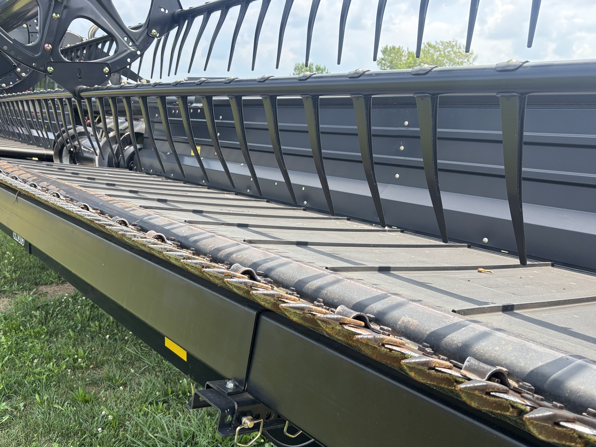 Used 2012 Case IH 2162-35 Combine Platforms at Koenig Equipment in Oxford, OH - PhotoXL4