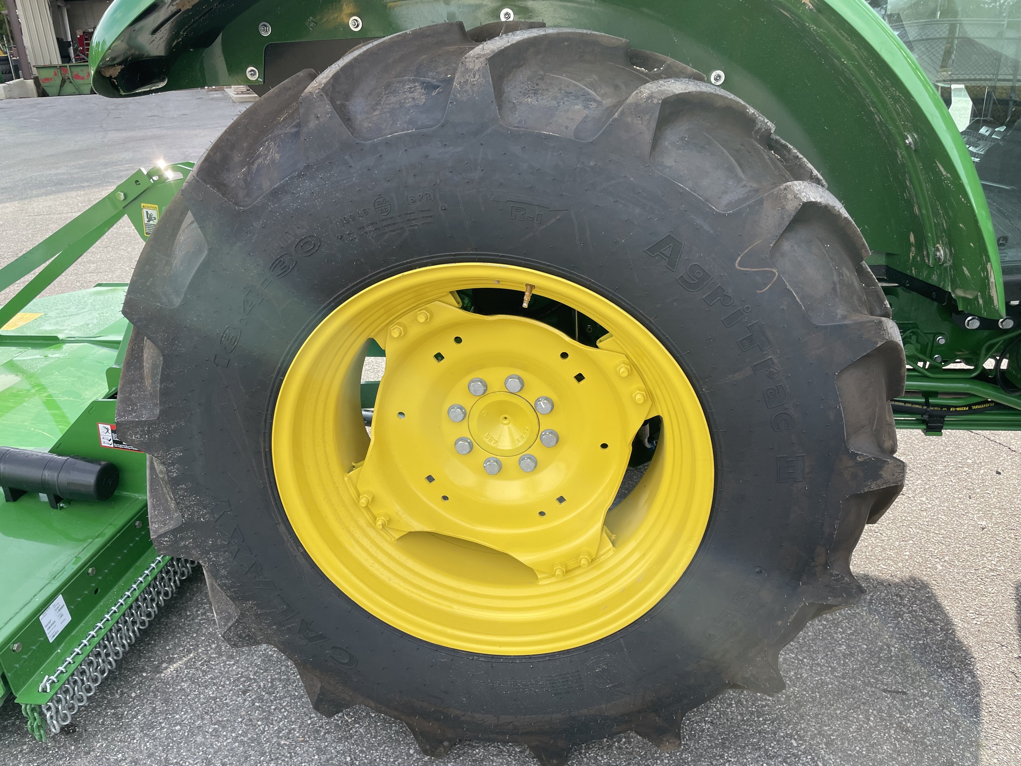 2025 John Deere 5090E Image 6