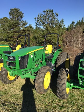2024 John Deere 5090E Photo 4