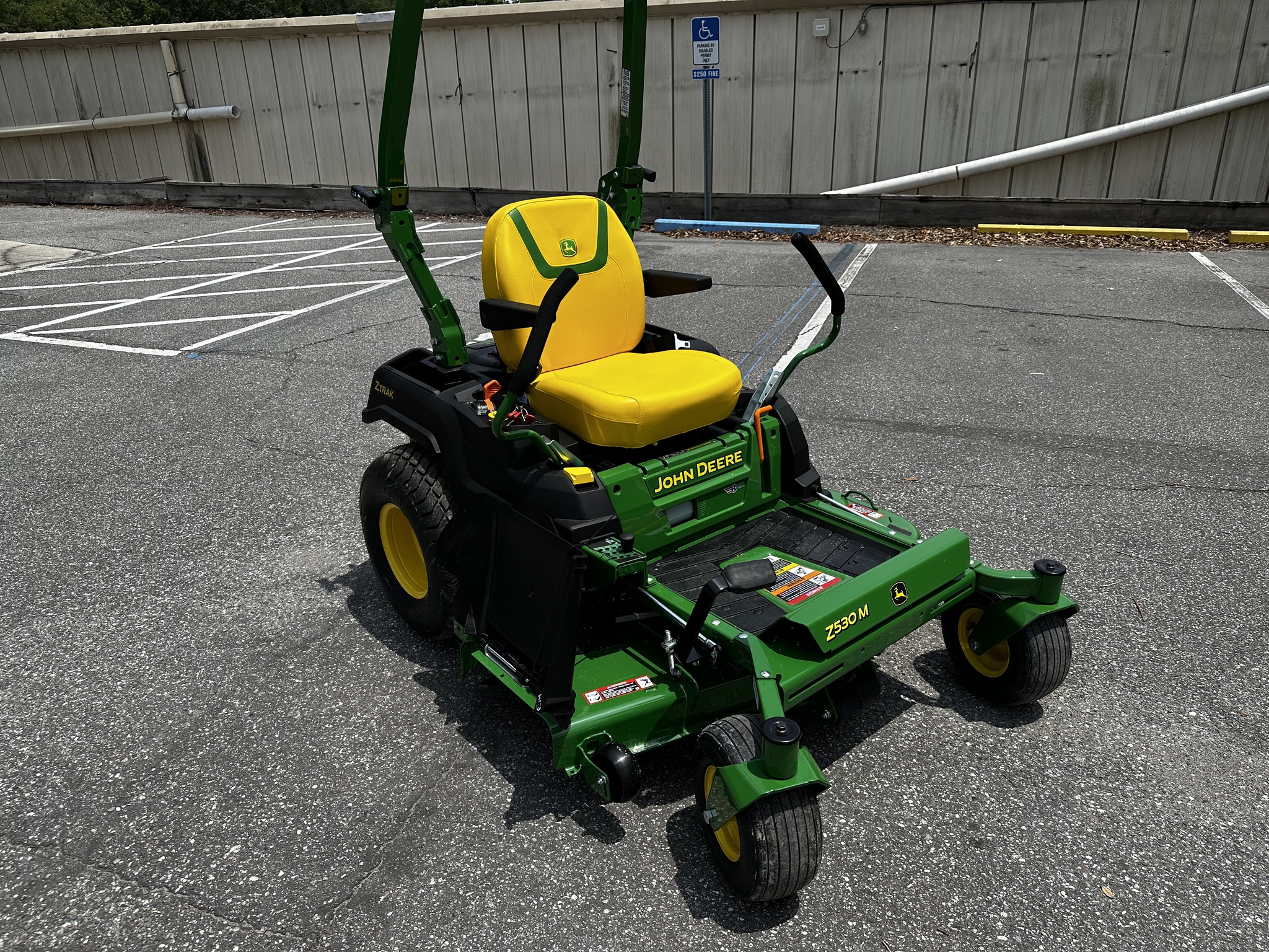 2025 John Deere Z530M Image 1