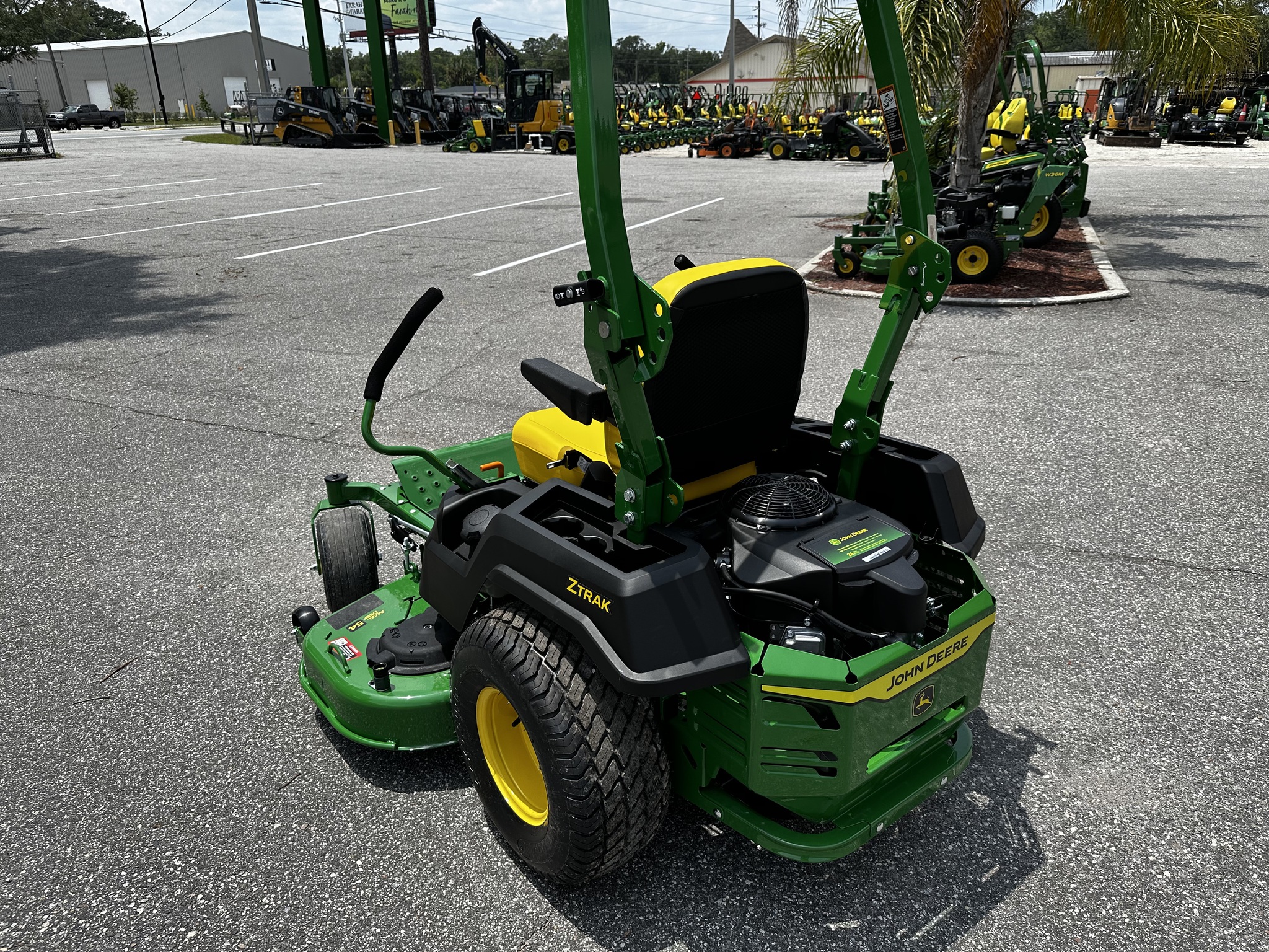 2025 John Deere Z530M Image 5