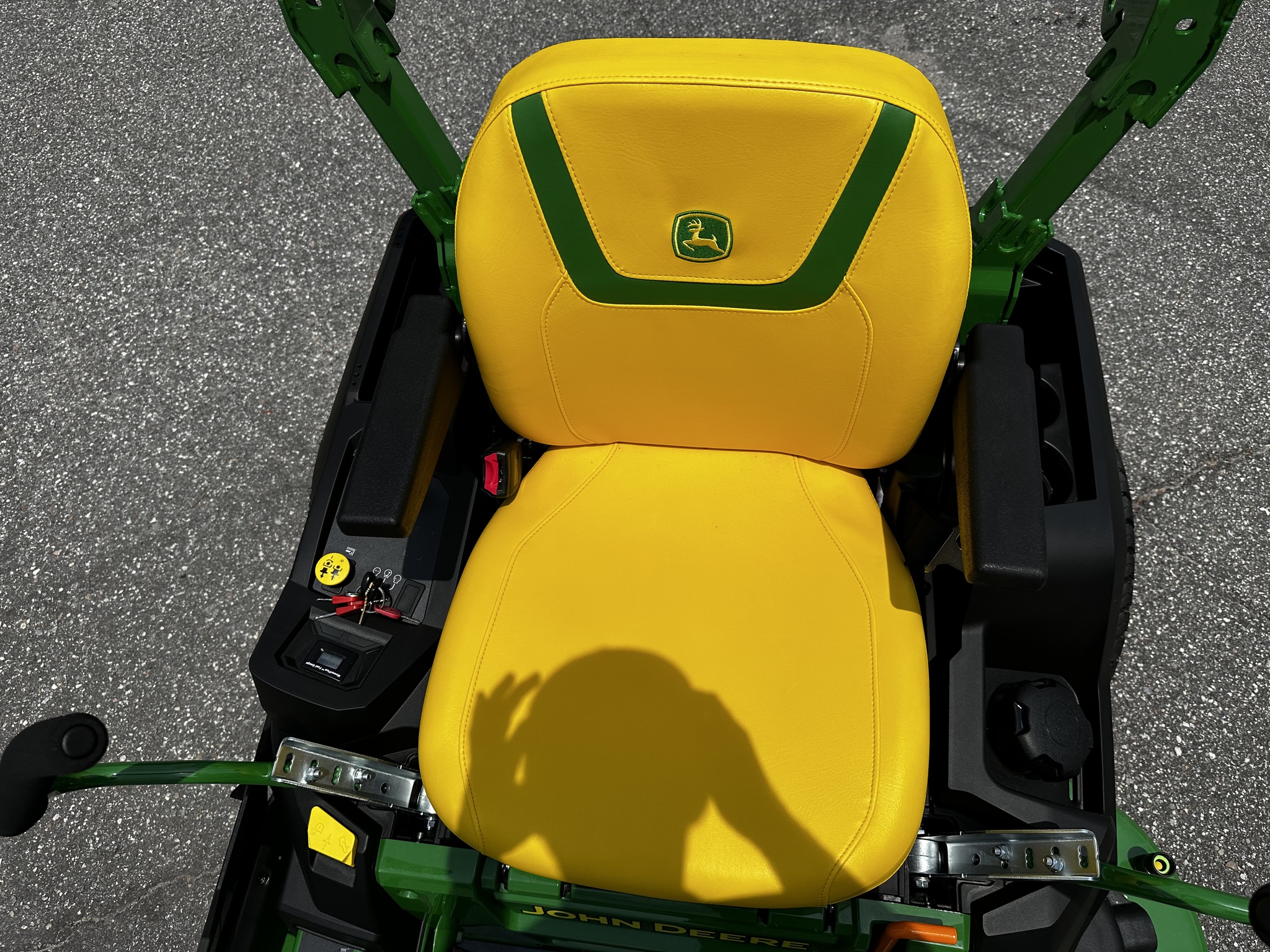 2025 John Deere Z530M Image 7