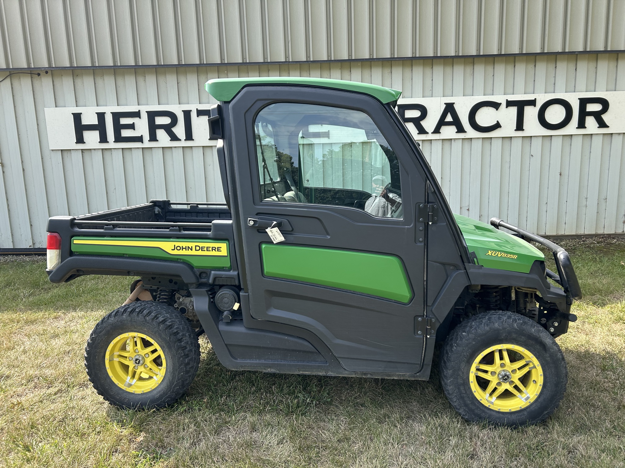  2022 John Deere XUV 835R at Heritage Tractor in Atchison, KS