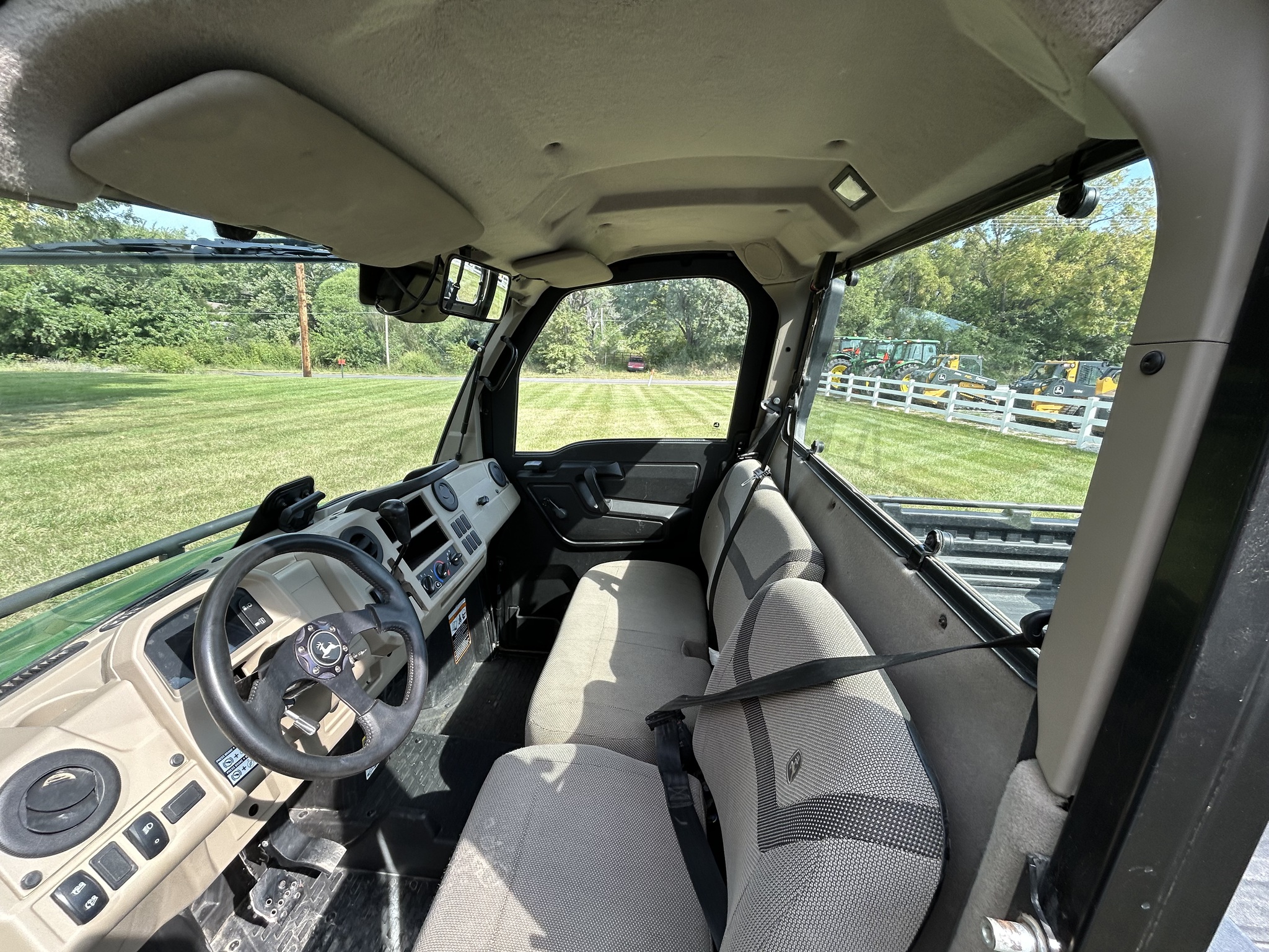 2022 John Deere XUV 835R at Heritage Tractor in Atchison, KS