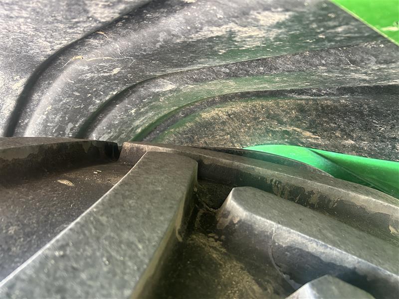 2024 John Deere 800R Image 12