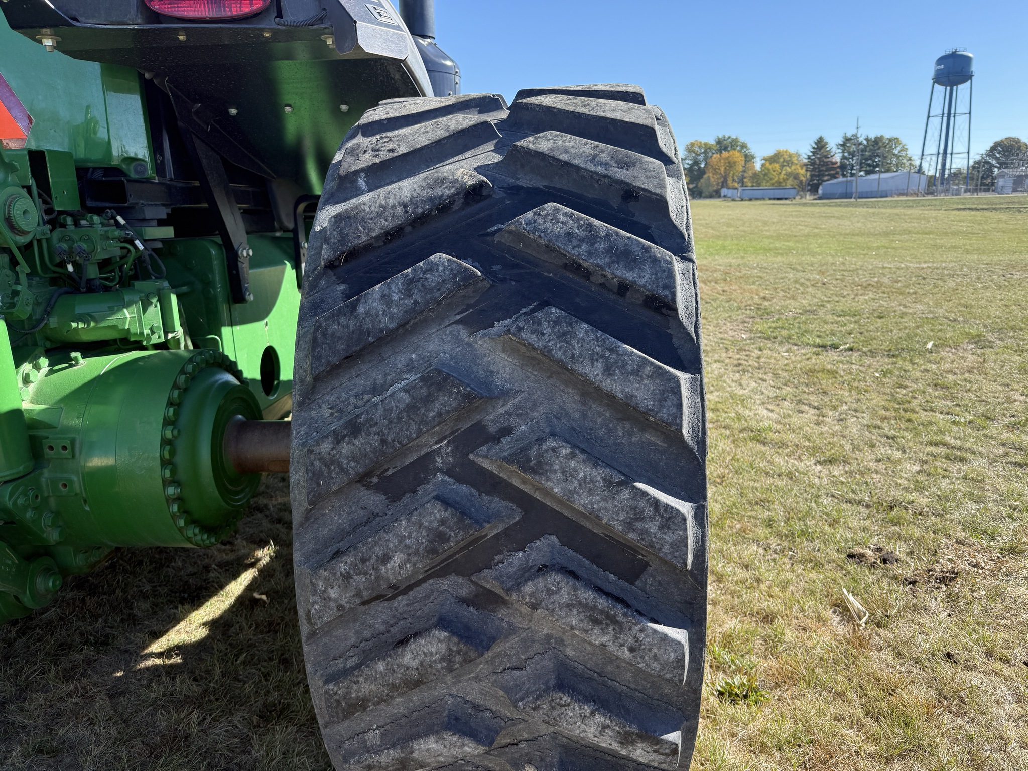 2013 John Deere 8310RT Image 11