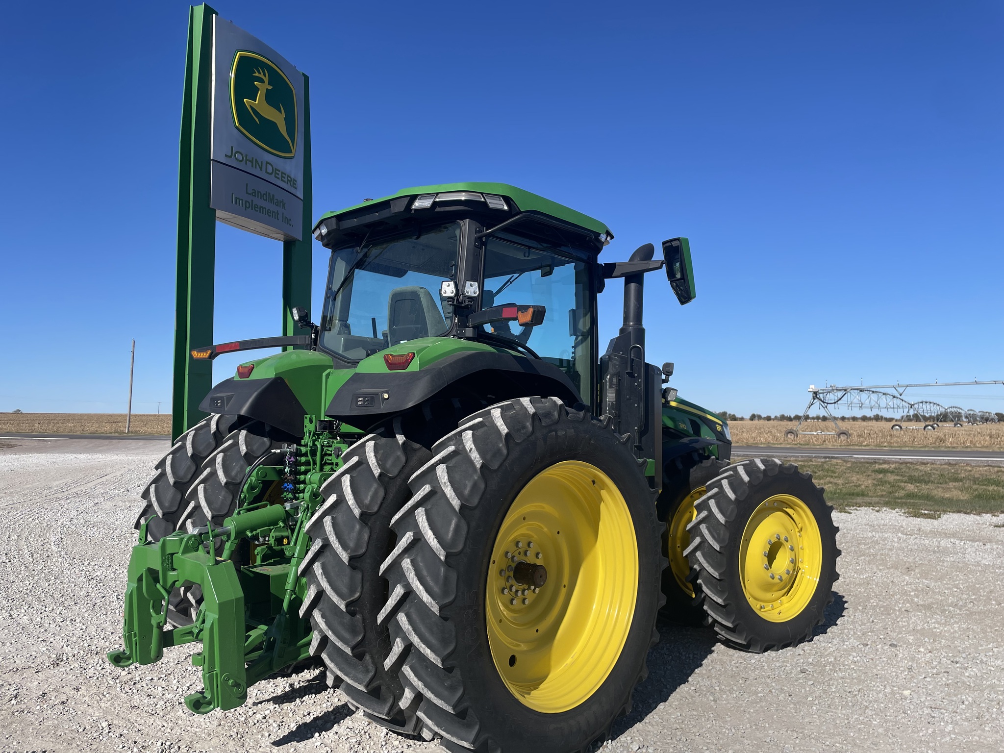 2024 John Deere 8R 310 Image 2