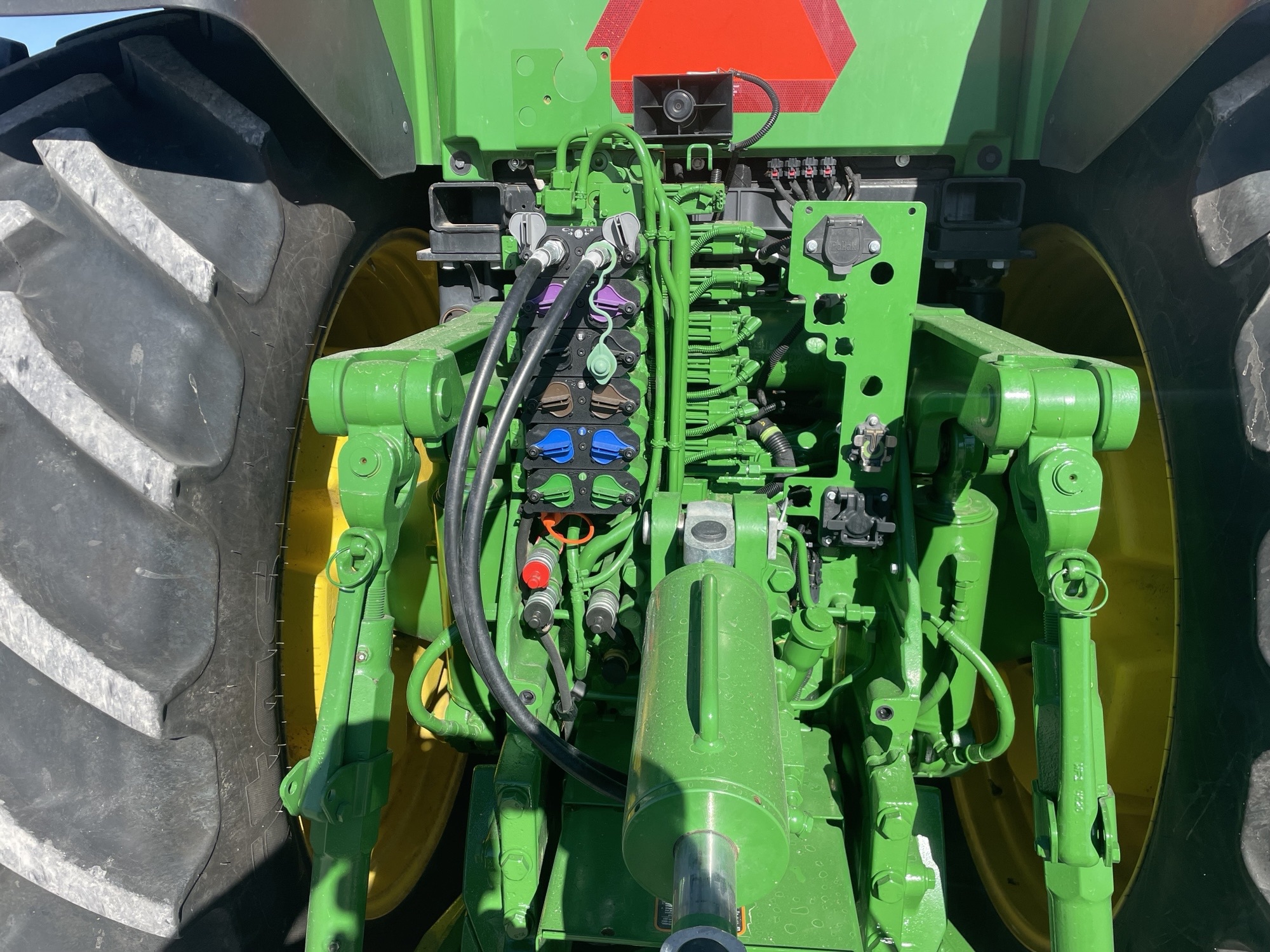 2024 John Deere 8R 310 Image 3