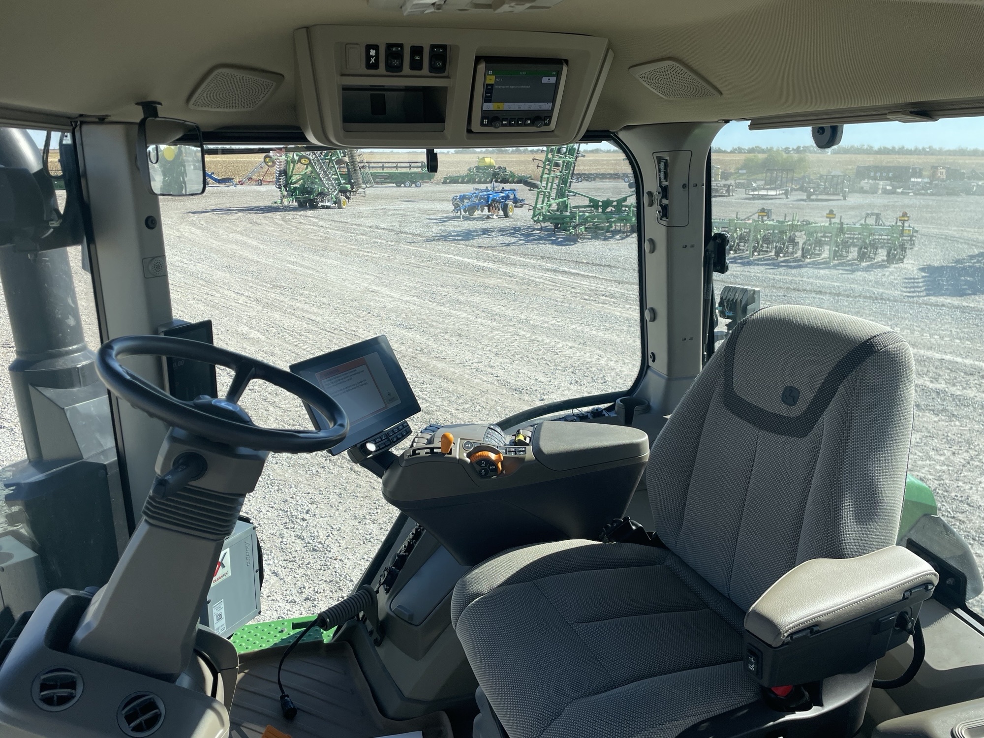 2024 John Deere 8R 310 Image 6