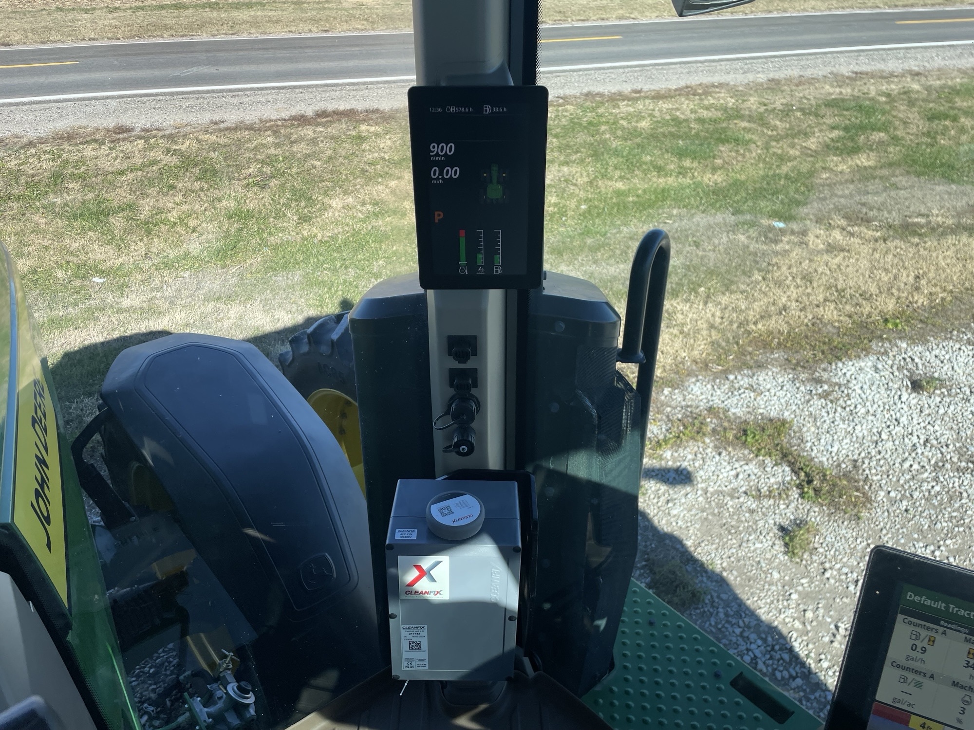 2024 John Deere 8R 310 Image 7