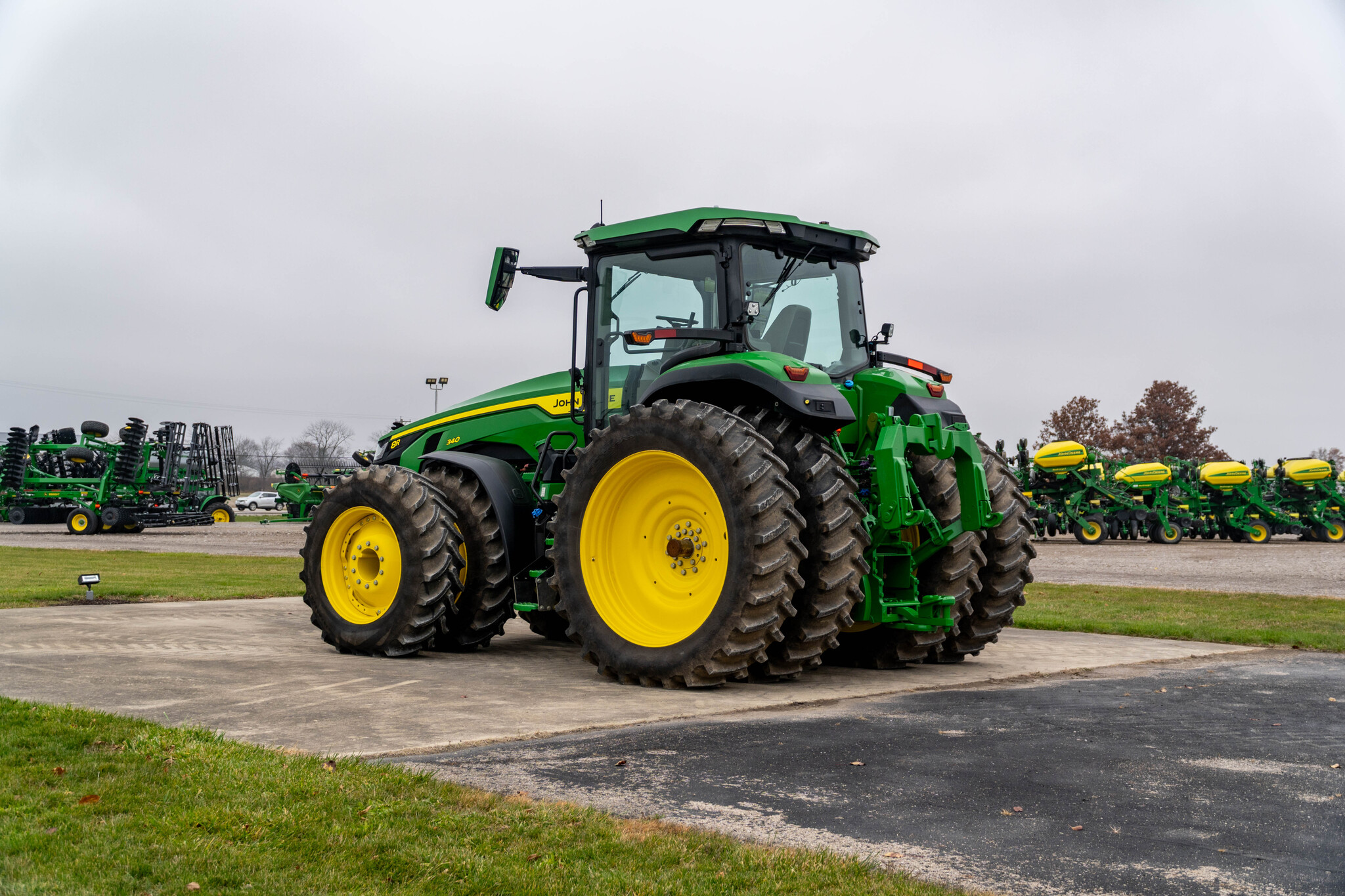 Used 2023 John Deere 8R 340 Row Crop Tractors at Koenig Equipment in Anna, OH - PhotoXL2