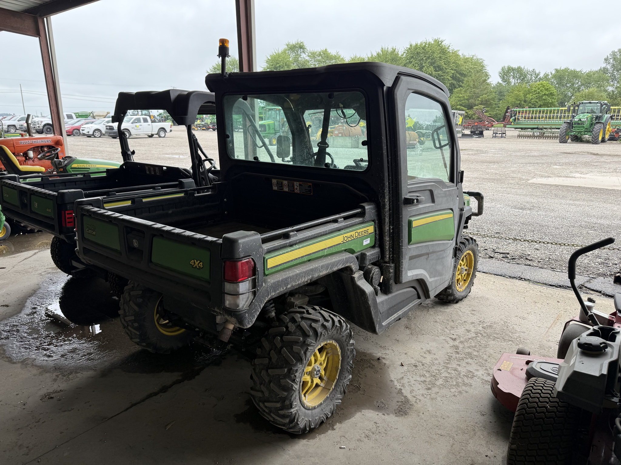 2019 John Deere XUV 835M Image 4