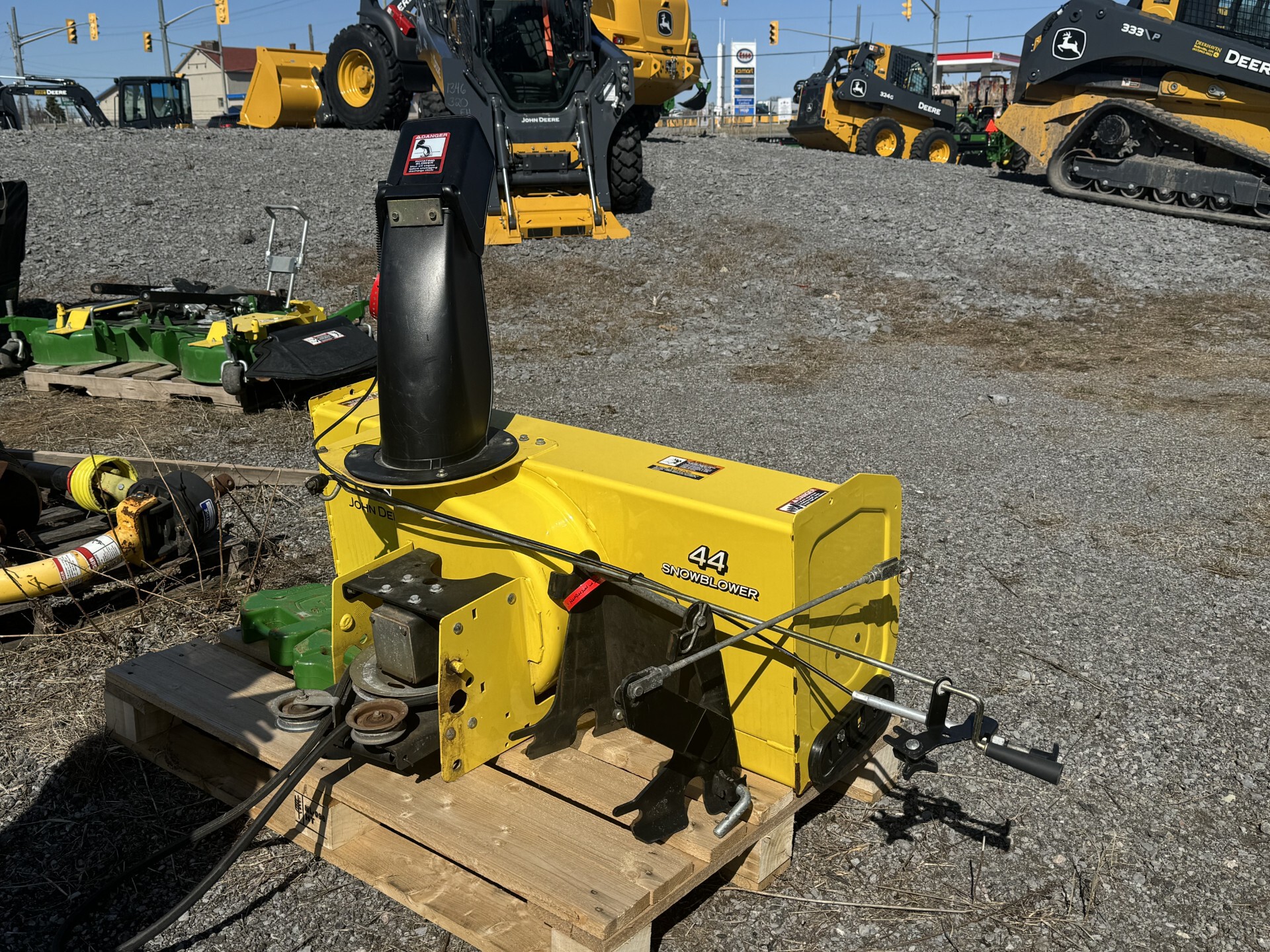 2010 John Deere 44