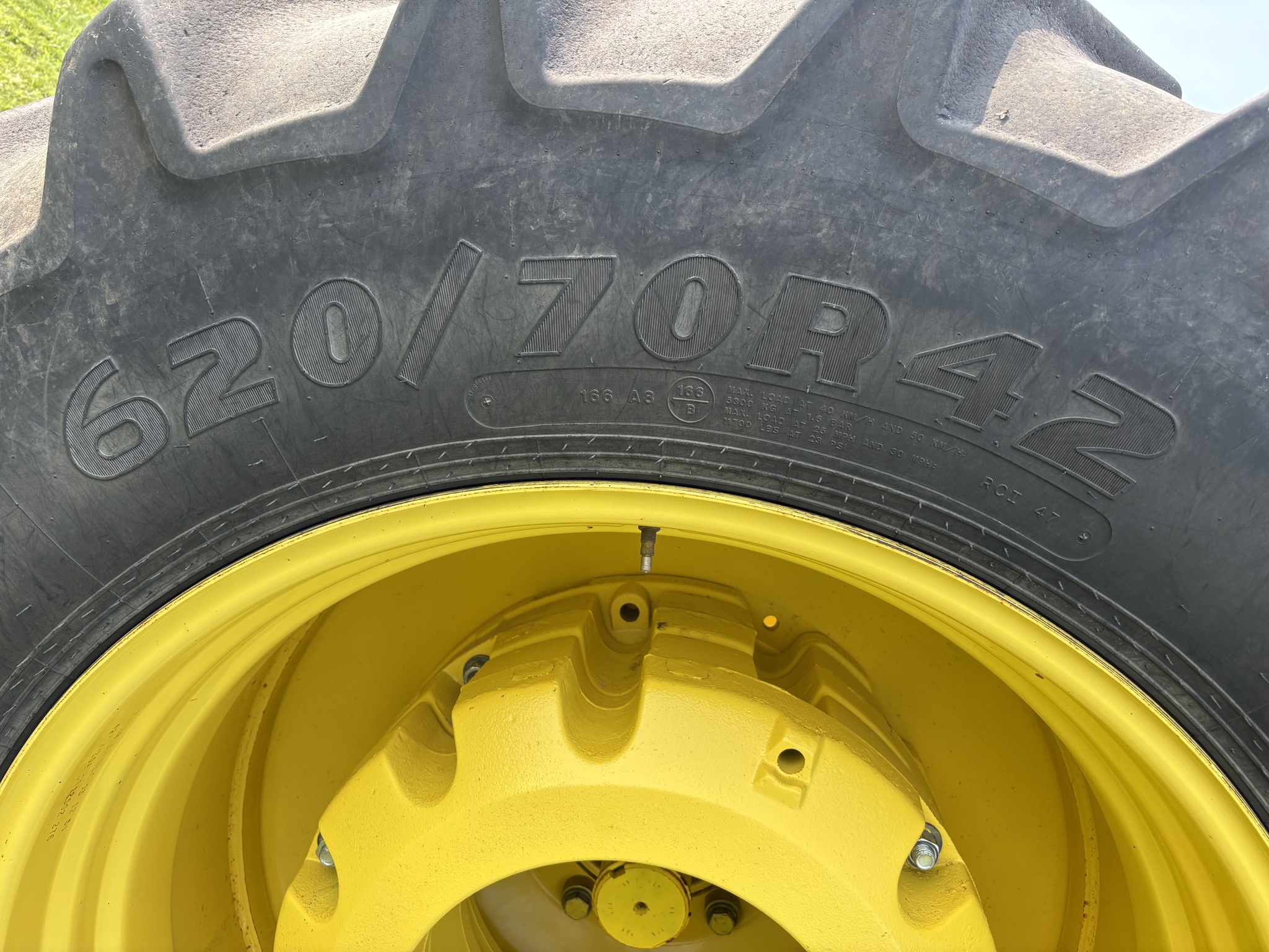 2012 John Deere 9360R Image 14