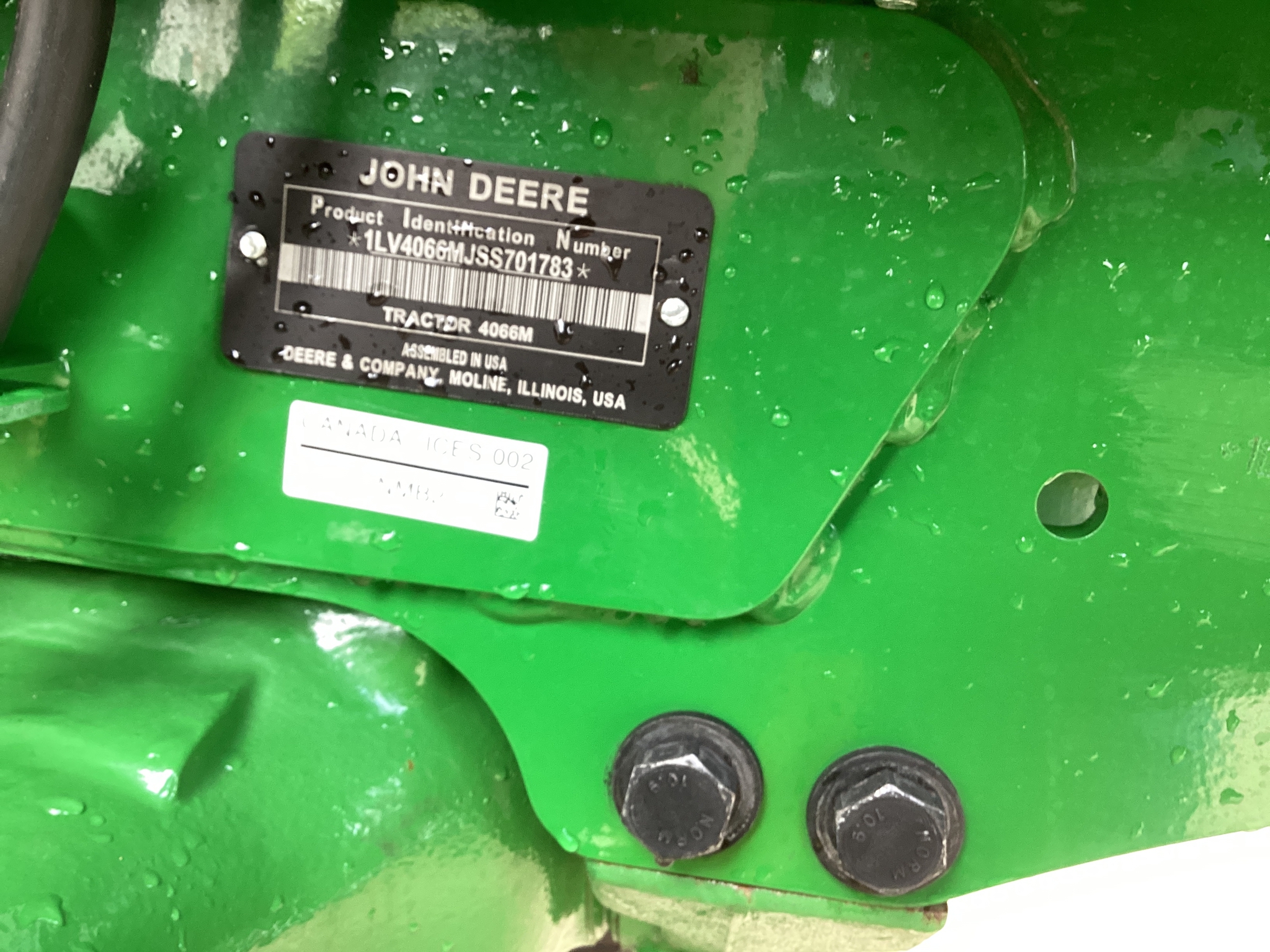 2025 John Deere 4066M Image 26