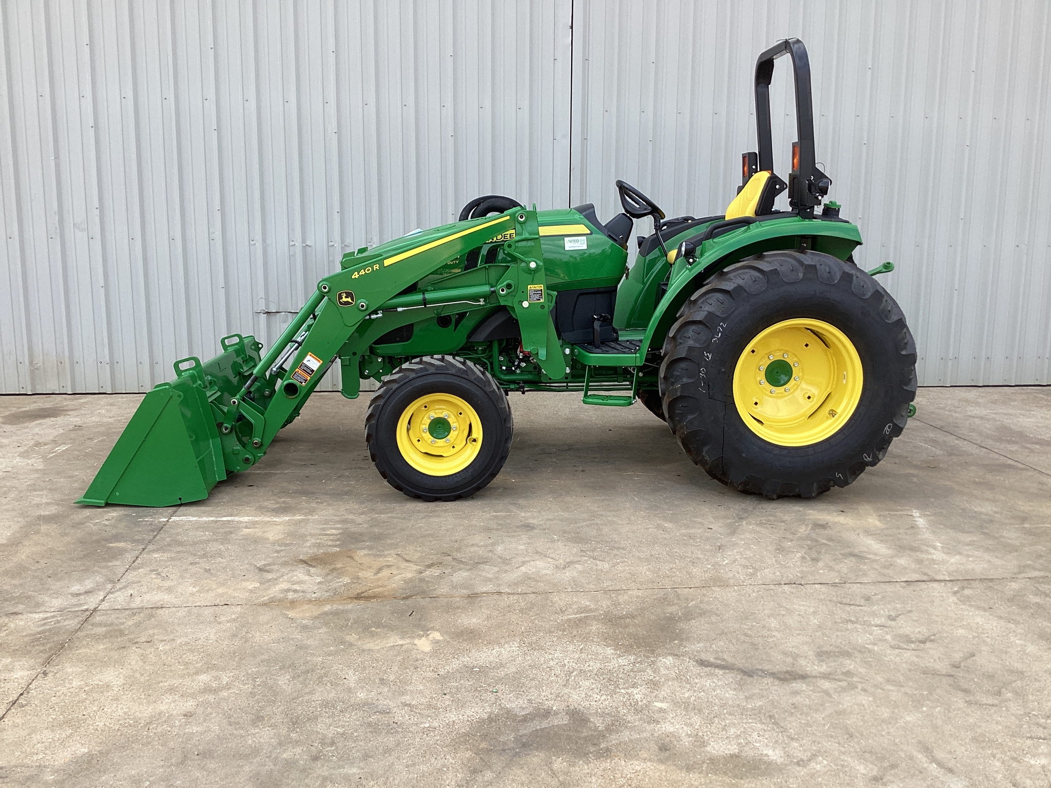 2025 John Deere 4066M Image 1
