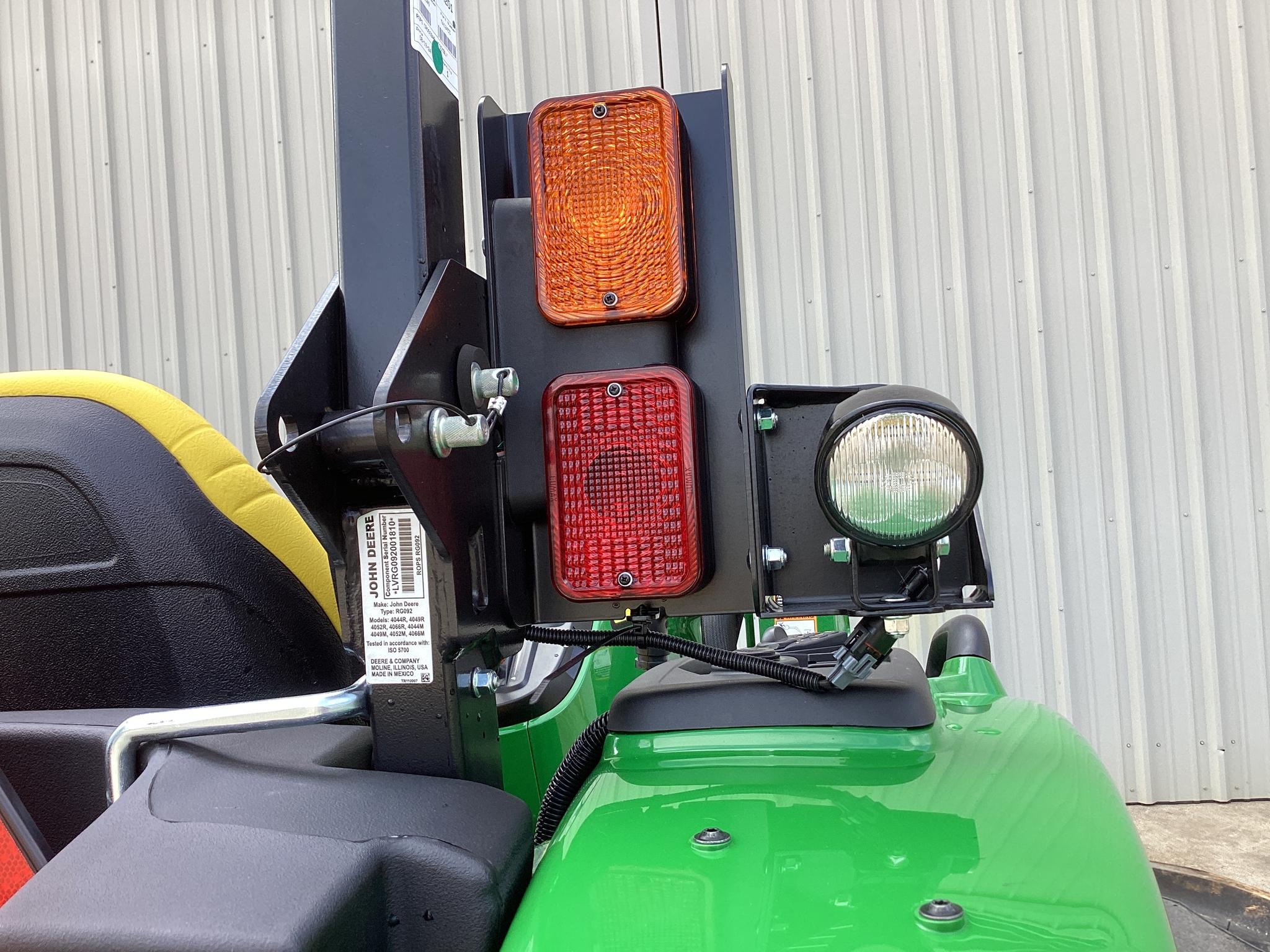 2025 John Deere 4066M Image 10