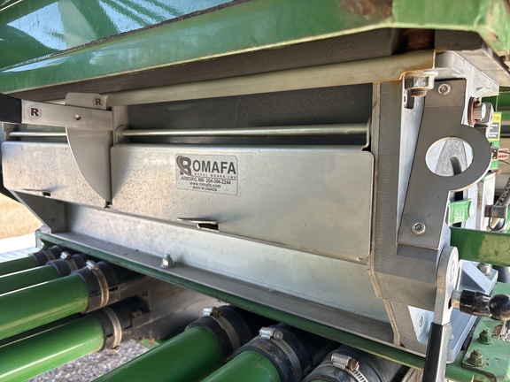 Used 2014 John Deere 1870 Air Drills and Seeders at Horizon Ag & Turf in Lloydminster, AB - Photo24