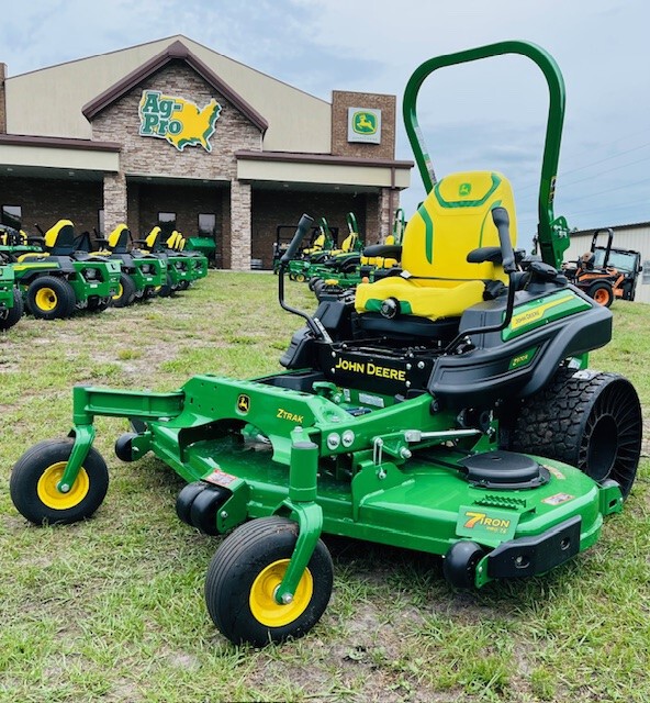 2025 John Deere Z970R Image 1
