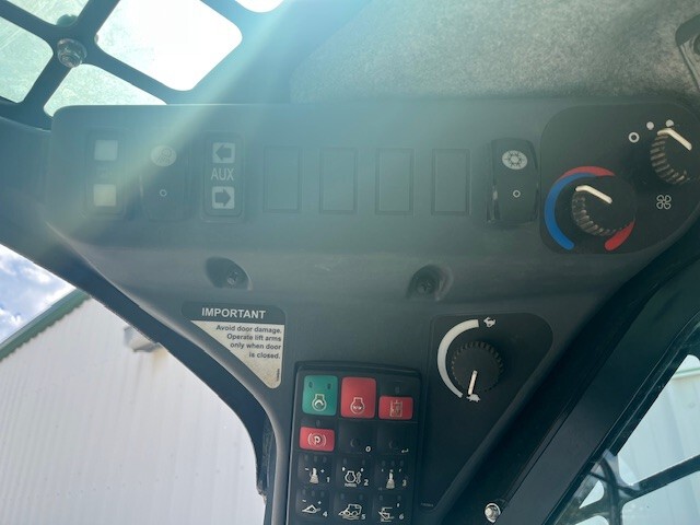  2019 John Deere 333G at Heritage Tractor in West Plains, MO