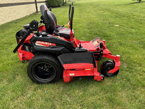 Used 2021 Gravely Pro-Turn 660 Zero Turn Mowers at Koenig Equipment in Tipp City, OH - Photo7