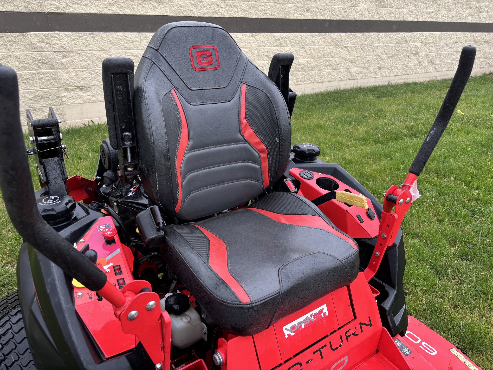 Used 2021 Gravely Pro-Turn 660 Zero Turn Mowers at Koenig Equipment in Tipp City, OH - PhotoXL8