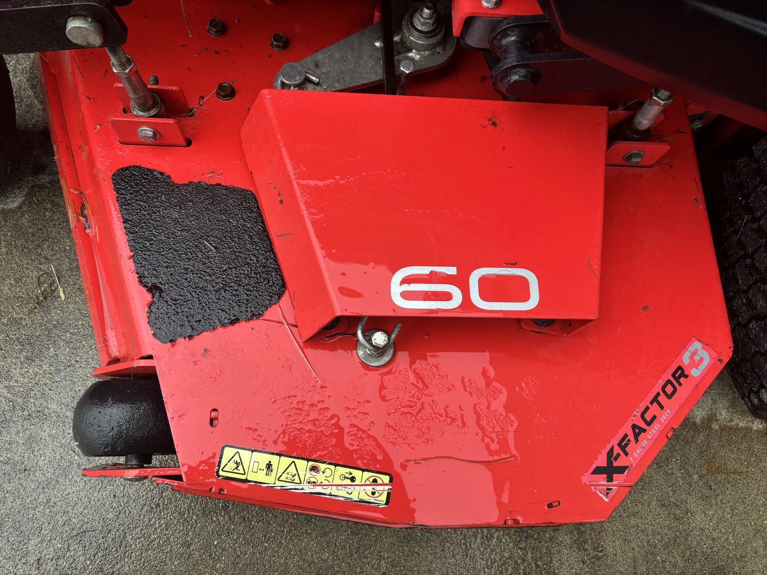 Used 2021 Gravely Pro-Turn 660 Zero Turn Mowers at Koenig Equipment in Tipp City, OH - PhotoXL9