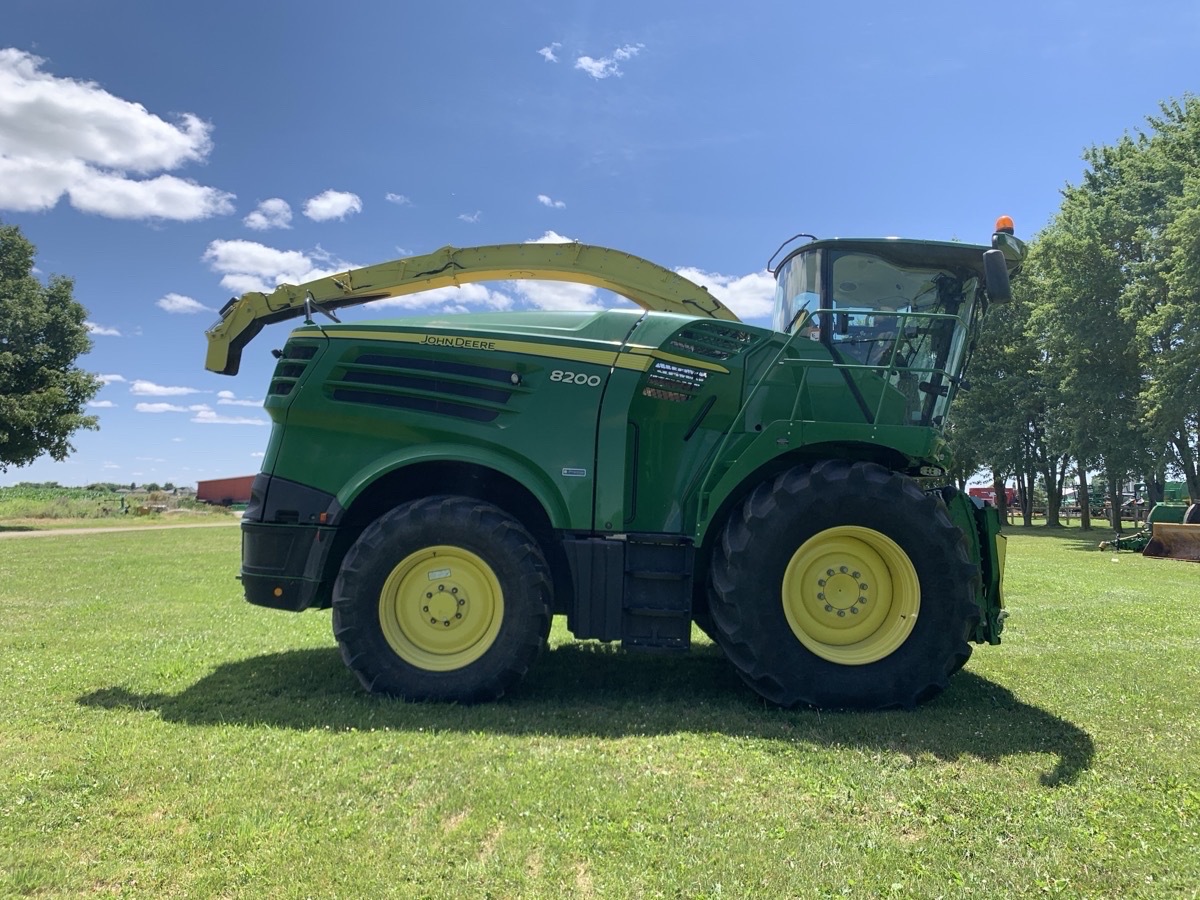 2016 John Deere 8200 Image 6