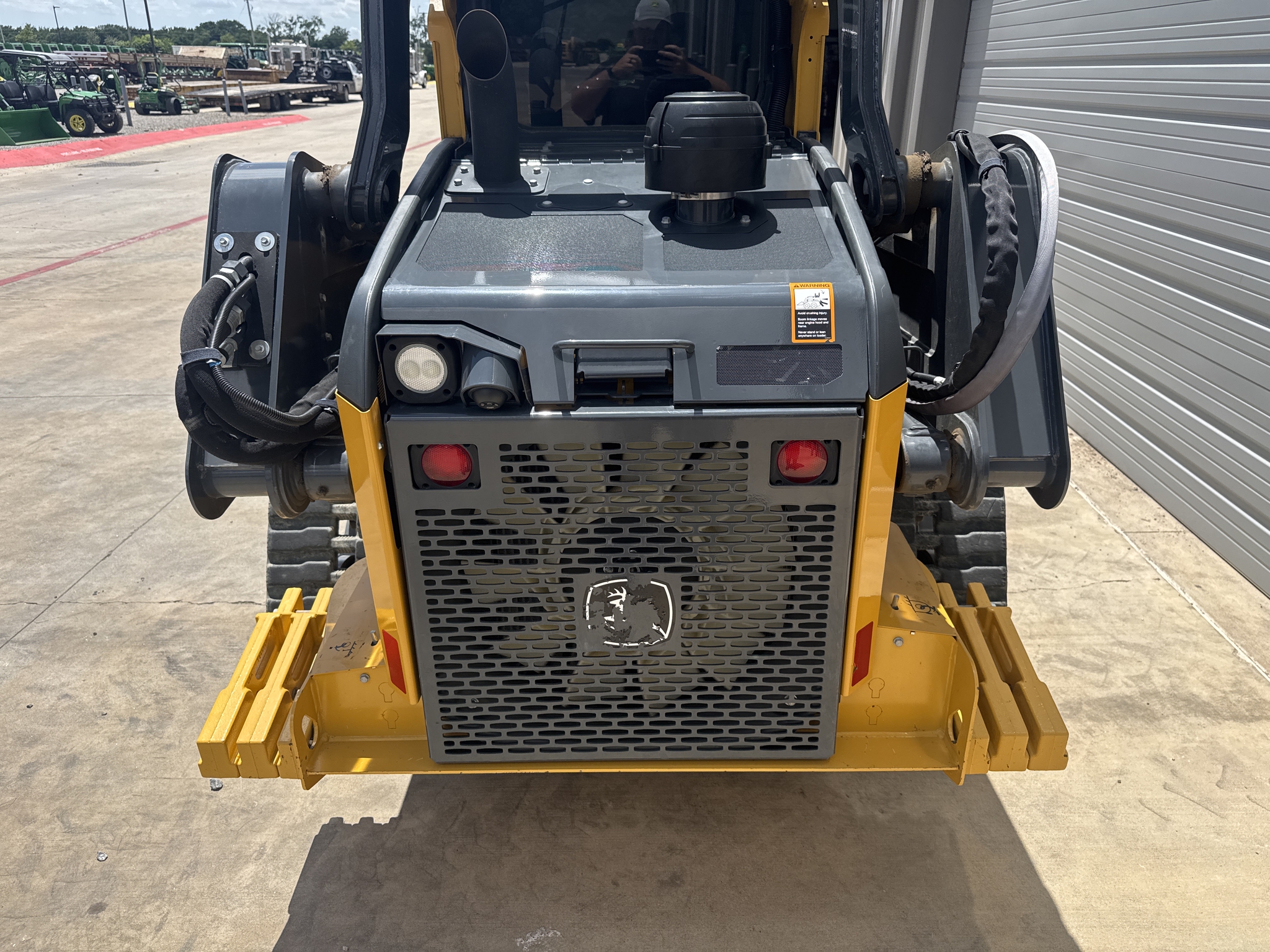 2023 John Deere 325G Image 14