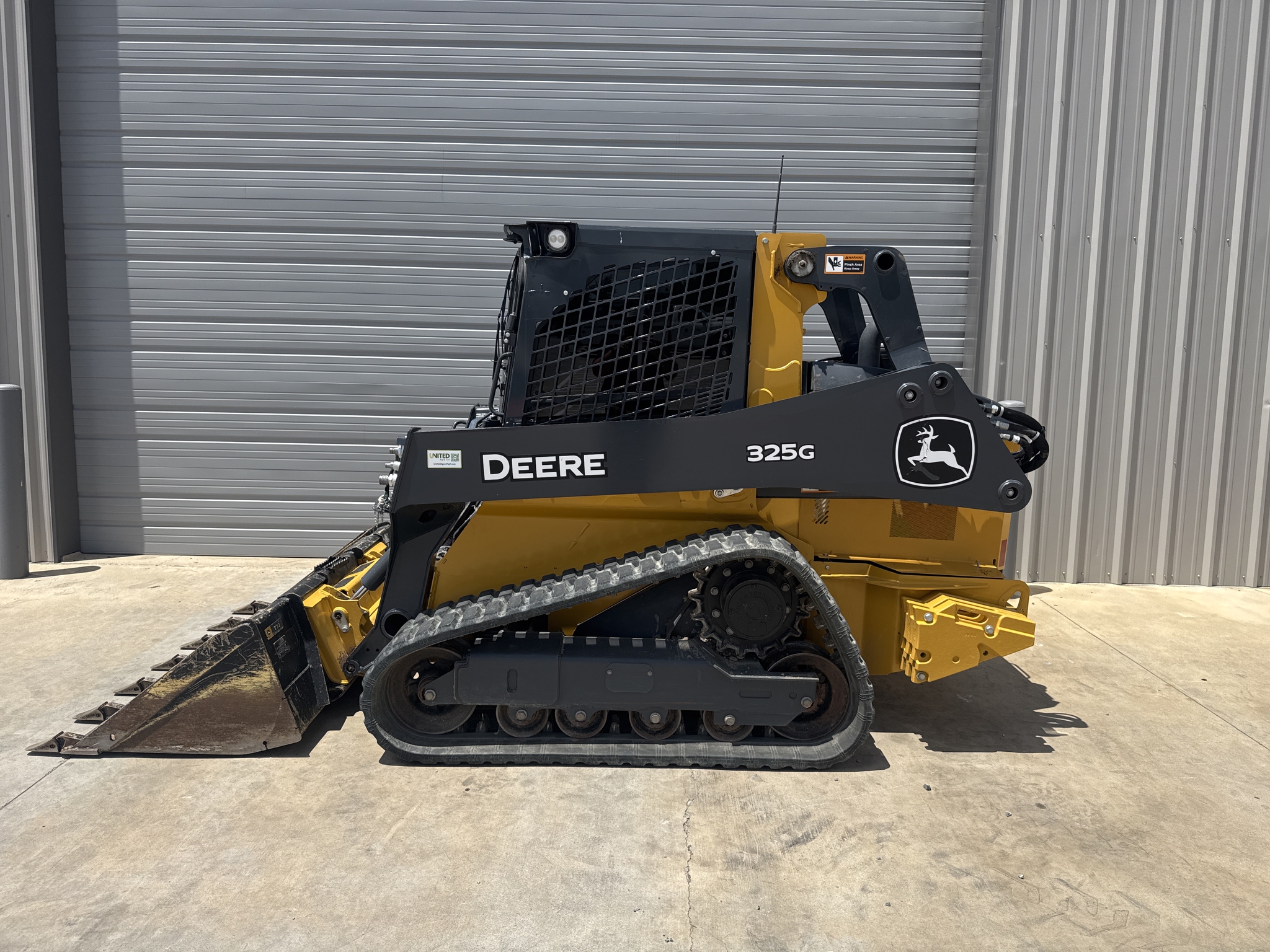 2023 John Deere 325G Image 1