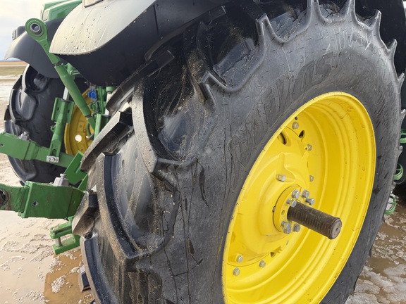 2025 John Deere 6R 165 - Photo16