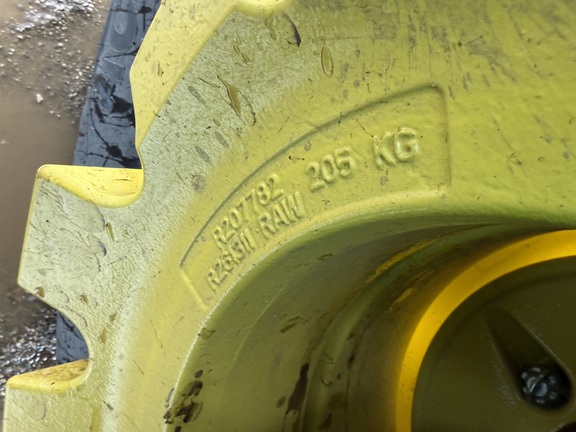 2025 John Deere 6R 165 - Photo17