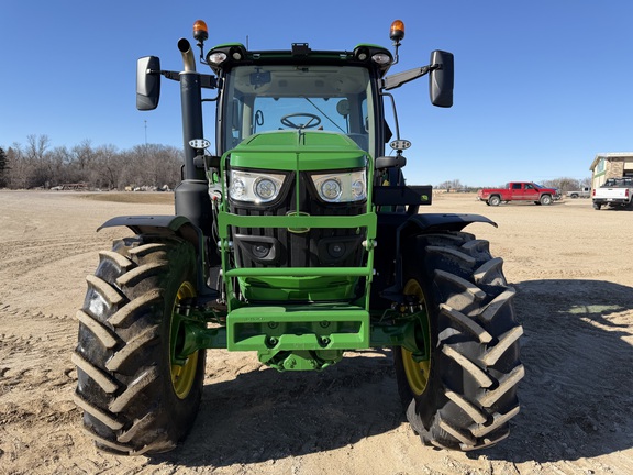 2025 John Deere 6R 165 - Photo8