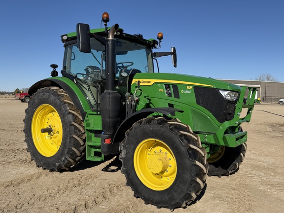  John Deere 6R 165