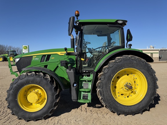 2025 John Deere 6R 165 - Photo6