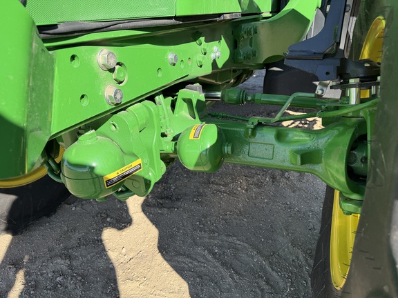 2025 John Deere 6R 165 - Photo11