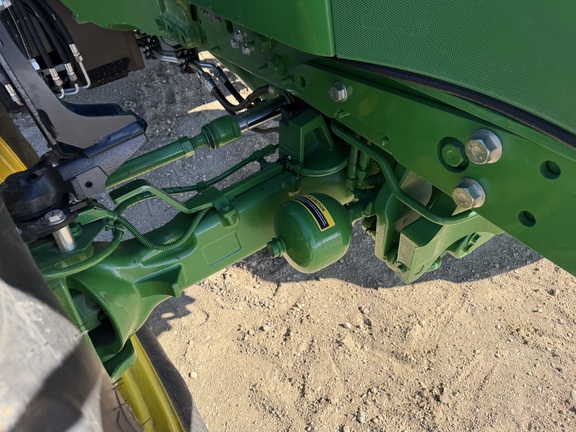 2025 John Deere 6R 165 - Photo13
