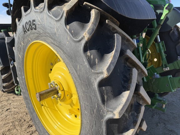 2025 John Deere 6R 165 - Photo18
